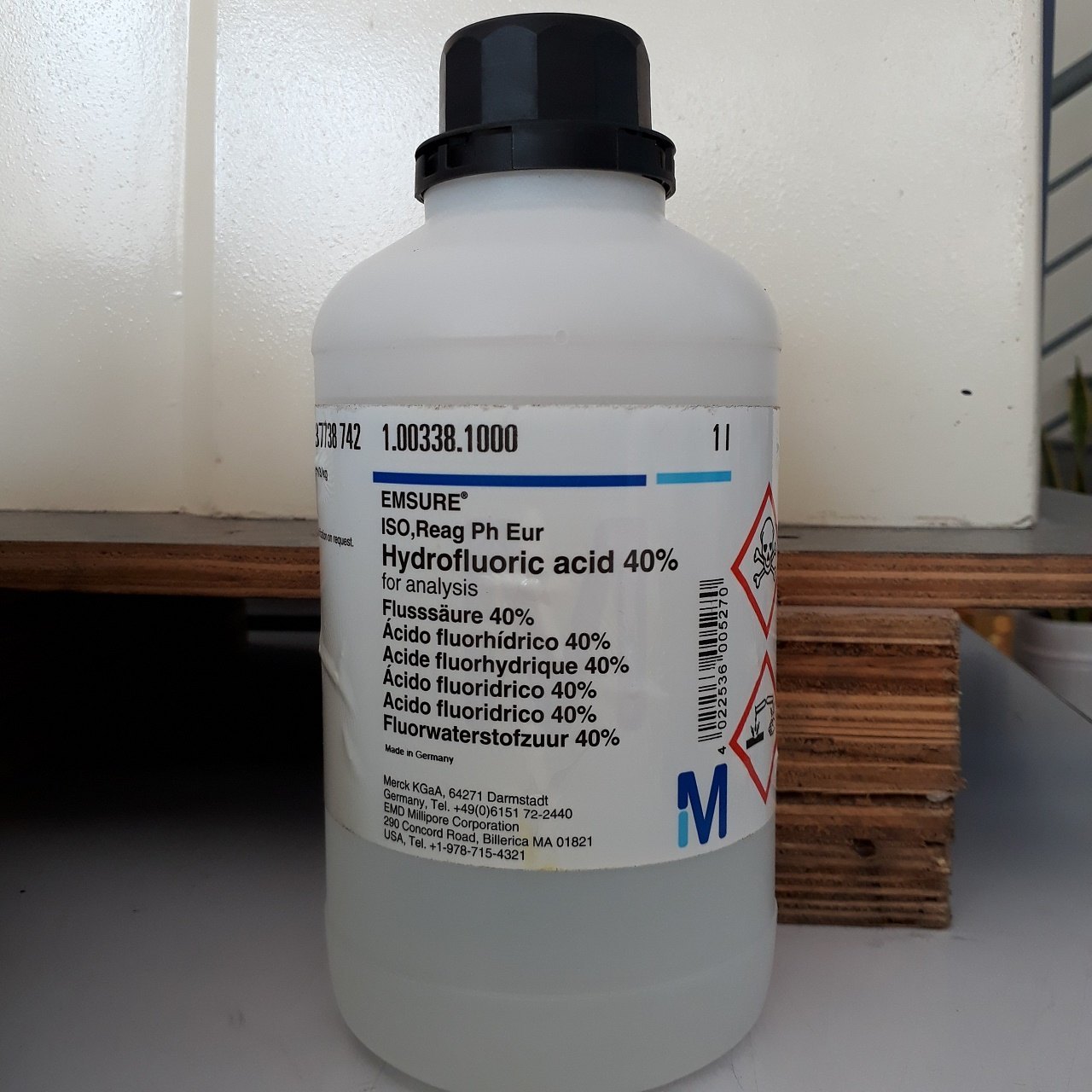 Hydrofluoric Acid — Trace Metal Grade